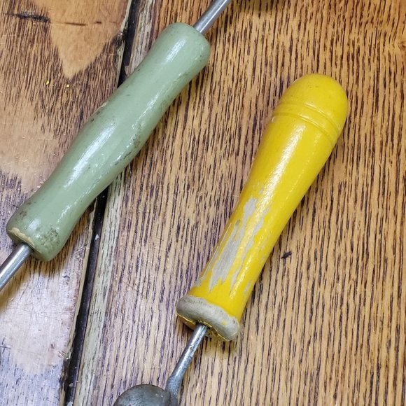 Set of 2 Vintage Wood Handle Melon Baller - Picture 8 of 8